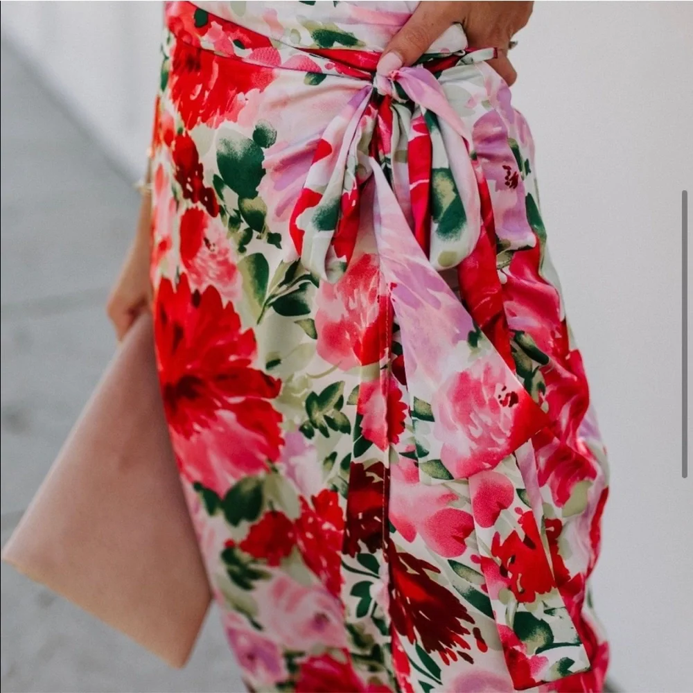 VICI Glasshouse floral satin wrap mini BOUTIQUE skirt S - Picture 3 of 7